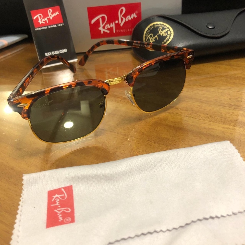 Ray-Ban Amber Sunglasses with Dark Lenses